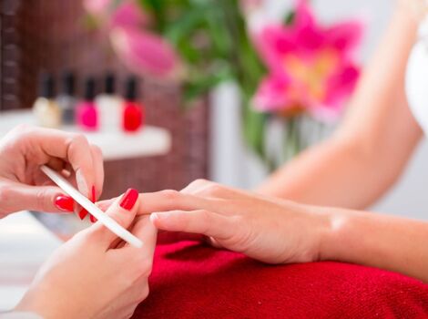 細かいところのネイル