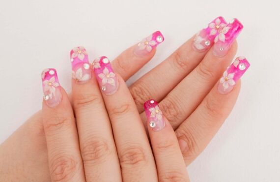 木津川市のネイルサロンは充実した定額制メニューが人気を誇っております