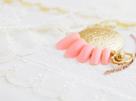 ピンクのおしゃれなデザイン